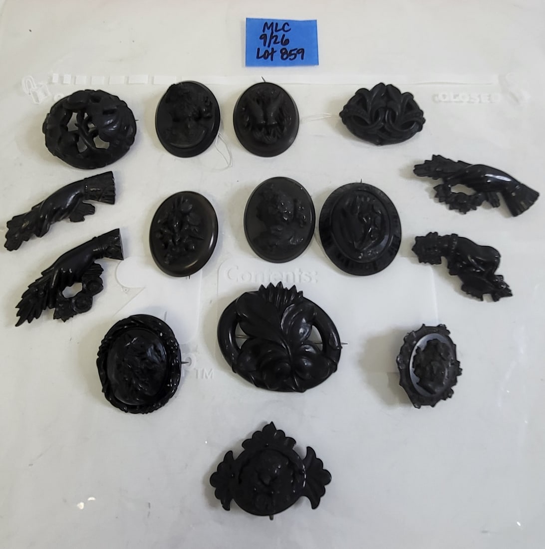 Estate Costume Jewelry Lot 15 Victorian Vulcanite And Or Possibly Jet Or Plastic Molded And Or: Estate Costume Jewelry Lot 15 Victorian Vulcanite And Or Possibly Jet Or Plastic Molded And Or Carved Brooch Pins One of An Incredible 150 Lots. Most of the costume jewelry descriptions in this collec