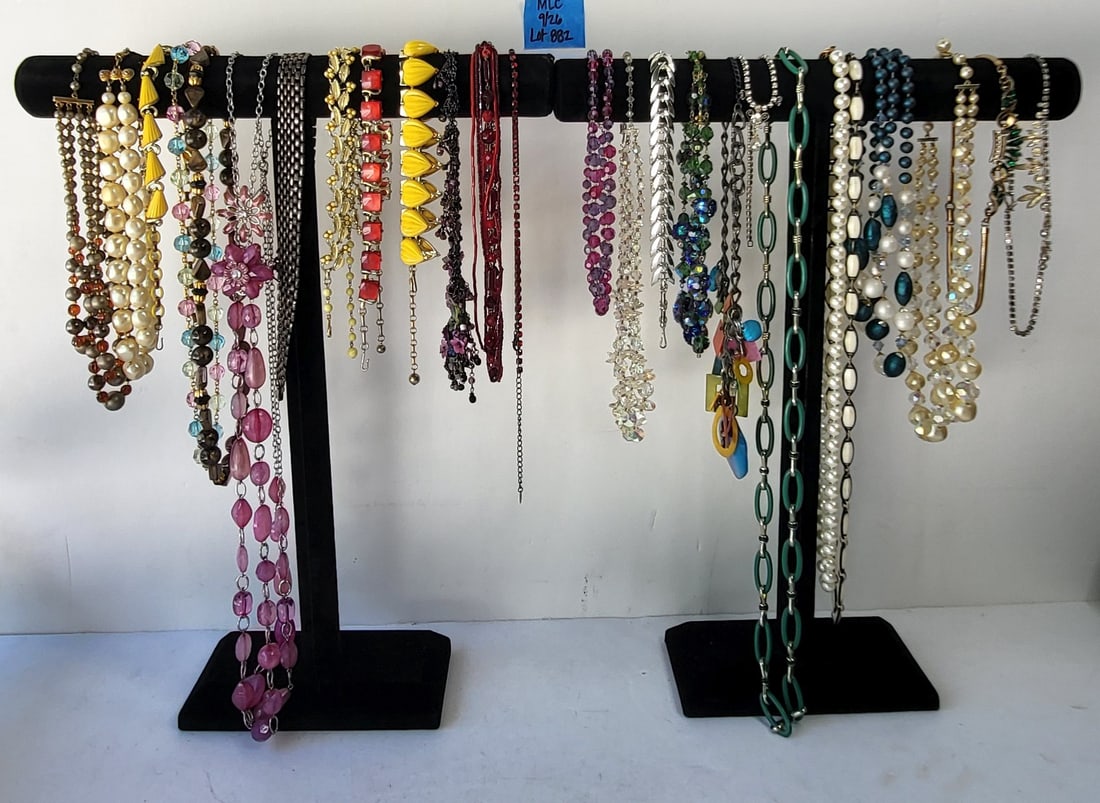 Estate Costume Jewelry 25 Colorful Assorted Necklaces Many Marked One of An Incredible 150 Lots: Estate Costume Jewelry 25 Colorful Assorted Necklaces Many Marked One of An Incredible 150 Lots. Most of the costume jewelry descriptions in this collection are by photograph without size, mark or con