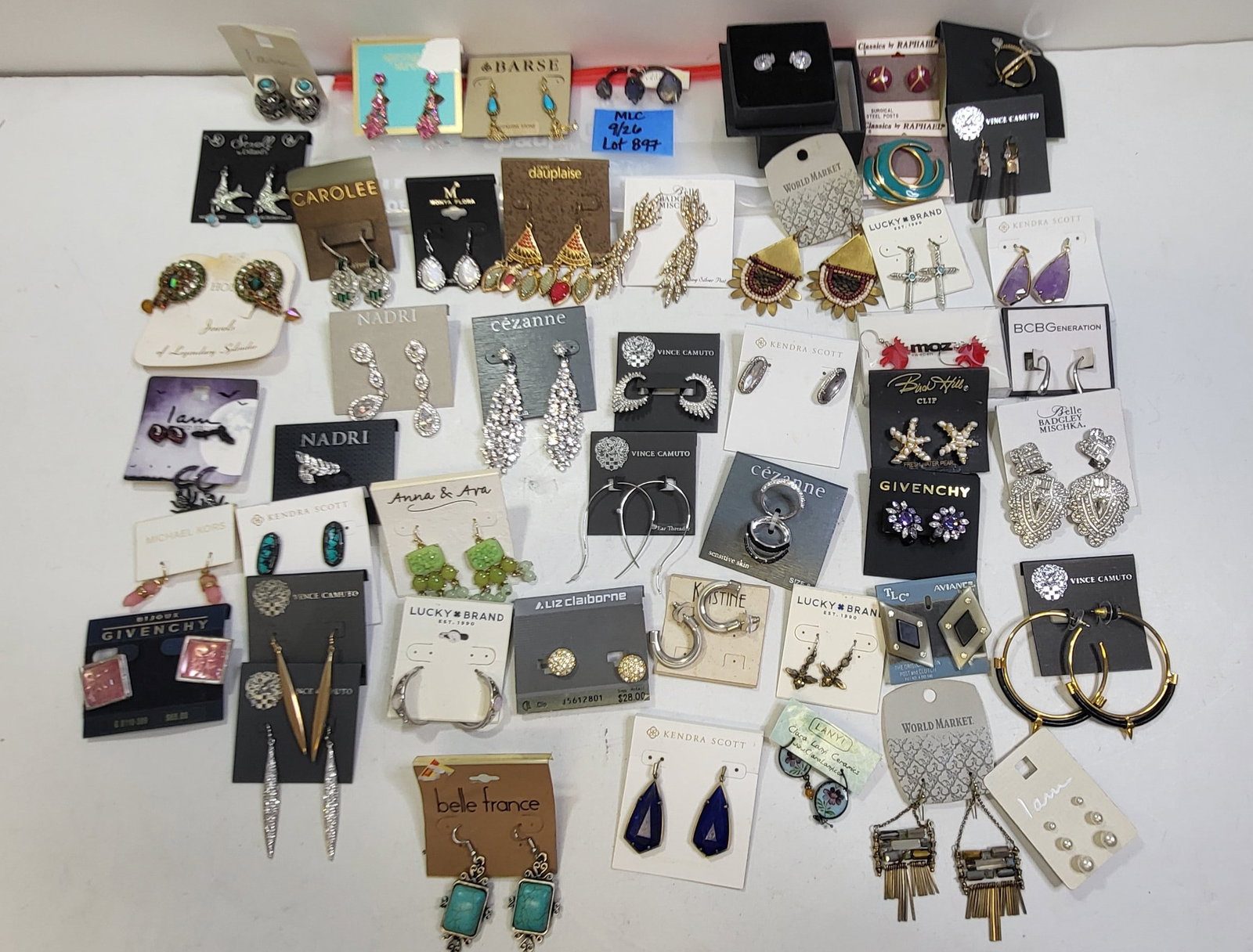 Estate Costume Jewelry Big 50 Pc Lot Carded Earrings One of An Incredible 150 Lots: Estate Costume Jewelry Big 50 Pc Lot Carded Earrings One of An Incredible 150 Lots. Most of the costume jewelry descriptions in this collection are by photograph without size, mark or condition observ