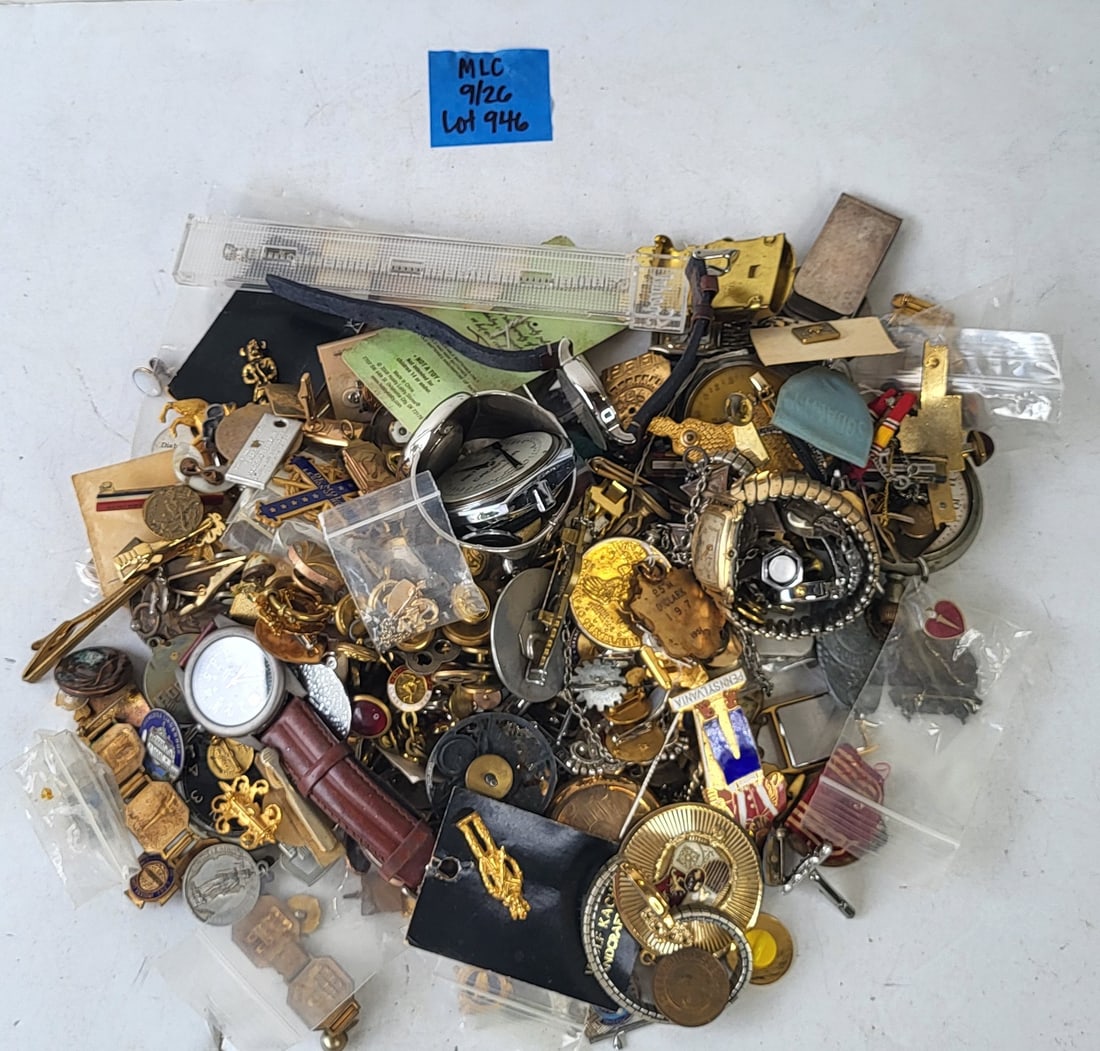 Estate Costume Jewelry Collectibles Watches Municipal Pins Awards Cufflinks Tie Tacks Souvenirs More: Estate Costume Jewelry Collectibles Watches Municipal Pins Awards Cufflinks Tie Tacks Souvenirs More No Precious Metals One of An Incredible 150 Lots. Most of the costume jewelry descriptions in this 