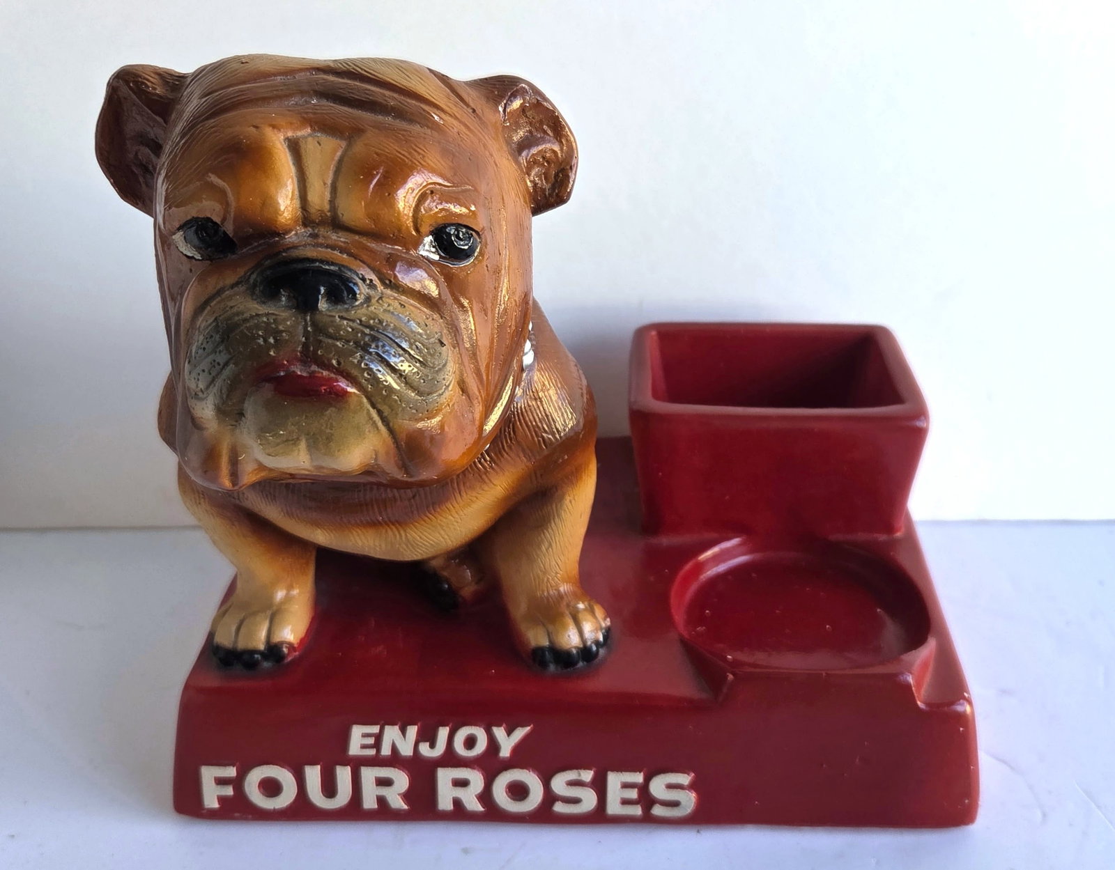 Great Large Chalkware or Plaster Bulldog Four Roses Whiskey Advertising Bar Tray Holder 10.5 X 11.5 (1 of 8)