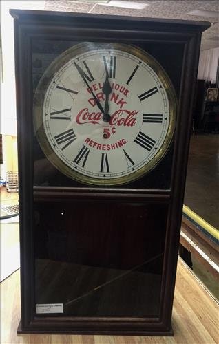 Mahogany Coca Cola mantle clock with pendulum (1 of 3)
