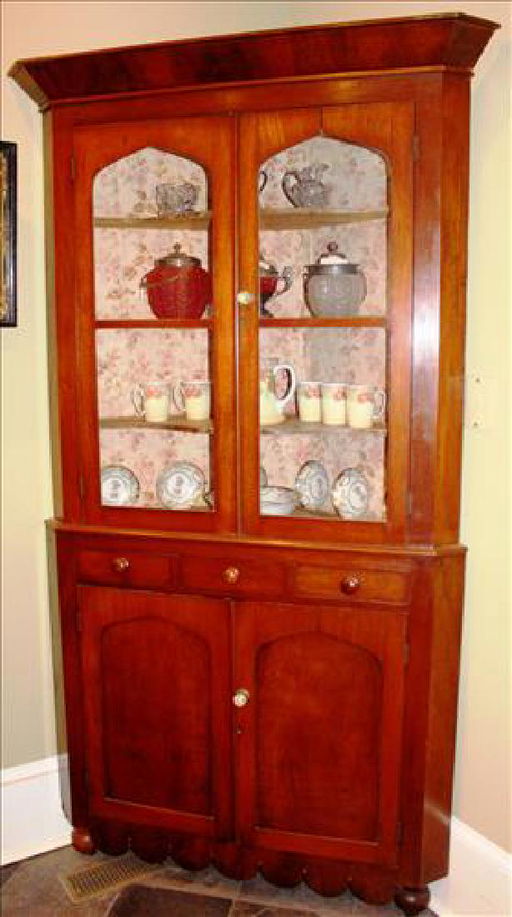 Cherry Corner Cabinet With 4 Doors And 3 Drawers