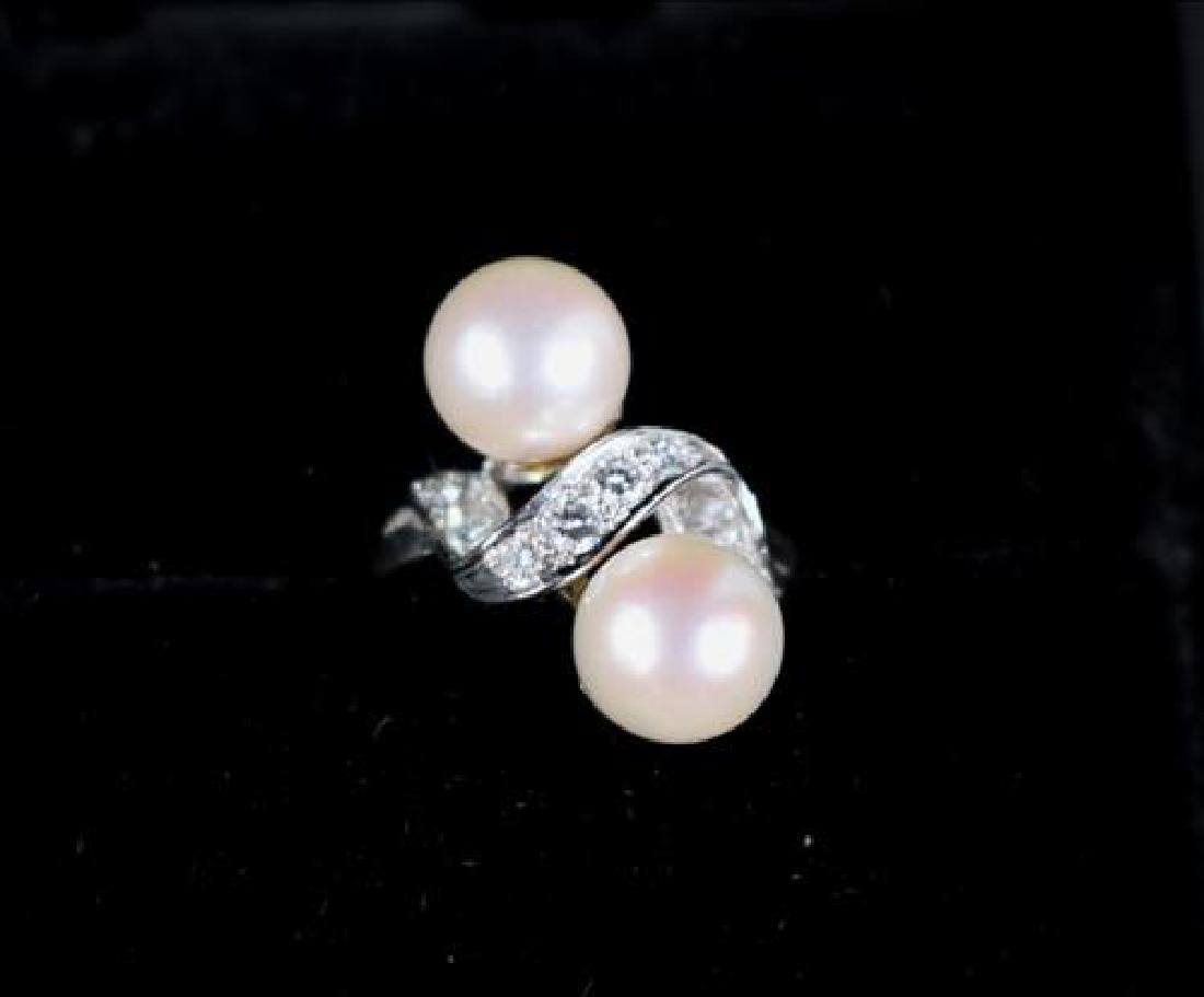 Fine Tiffany 14 kt. Diamond and pearl ring: Fine Tiffany 14 kt. Diamond and pearl ring