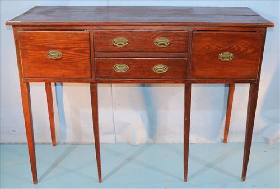 Pine Southern plantation hunt board on tapered legs (1 of 5)