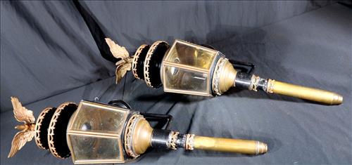 Pair of early carriage lights with eagles on top (1 of 4)