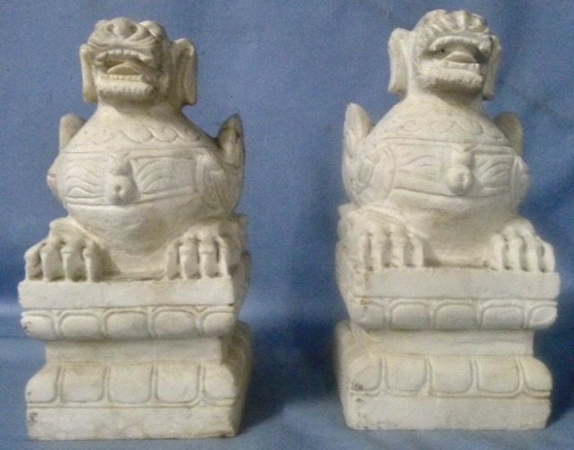 Pair of Marble Garden Gargoyles   ( very heavy ) (1 of 2)