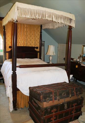 Very early turned full tester bed with canopy: Very early turned full tester bed with canopy, full size, 89.5 in. T, 78 in. L, 58 in. W.