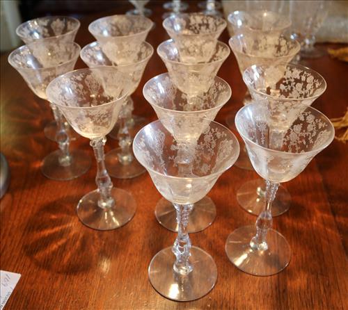 13 piece Rosepoint white wine glasses: 13 piece Rosepoint white wine glasses, not used in years and need washing