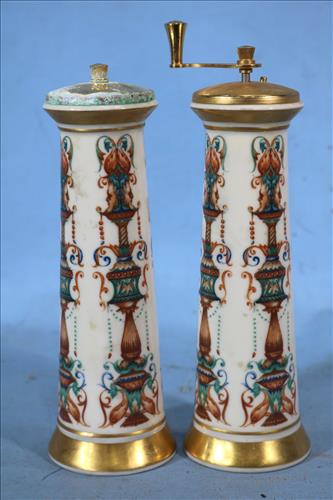 Pair of Lenox salt and pepper shakers: Pair of Lenox salt and pepper shakers, 7 in. T.