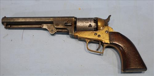 Black powder cap and ball 32 caliber pistol: Black powder cap and ball 32 caliber pistol
