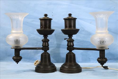 Pair of bronze argand lamps with etched shades (1 of 4)