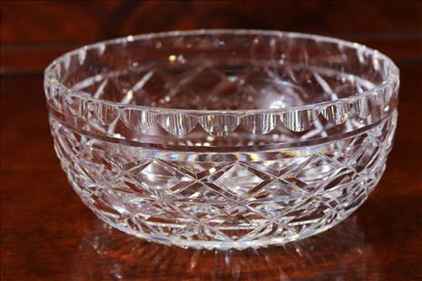 Waterford leaded crystal bowl, 3.5 in. T, 8.5 in. Dia.: Waterford leaded crystal bowl, 3.5 in. T, 8.5 in. Dia.