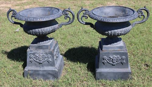 Pair 2 piece cast iron garden urns on base, 27 in. T. (1 of 5)