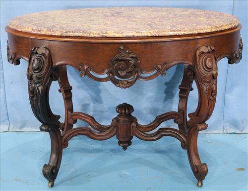 Rosewood Victorian Center Table (1 of 5)