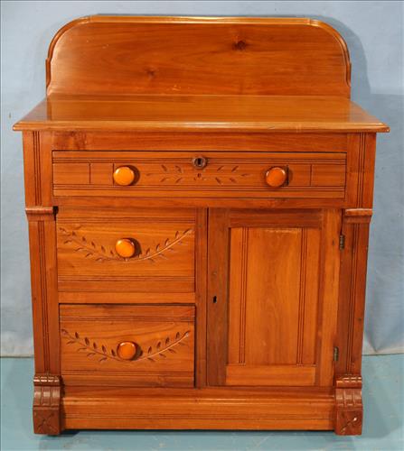 Walnut Victorian wash stand (1 of 3)
