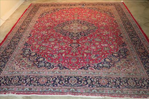 Very heavy hand made Persian rug, 9.8 x 12.7 (1 of 5)