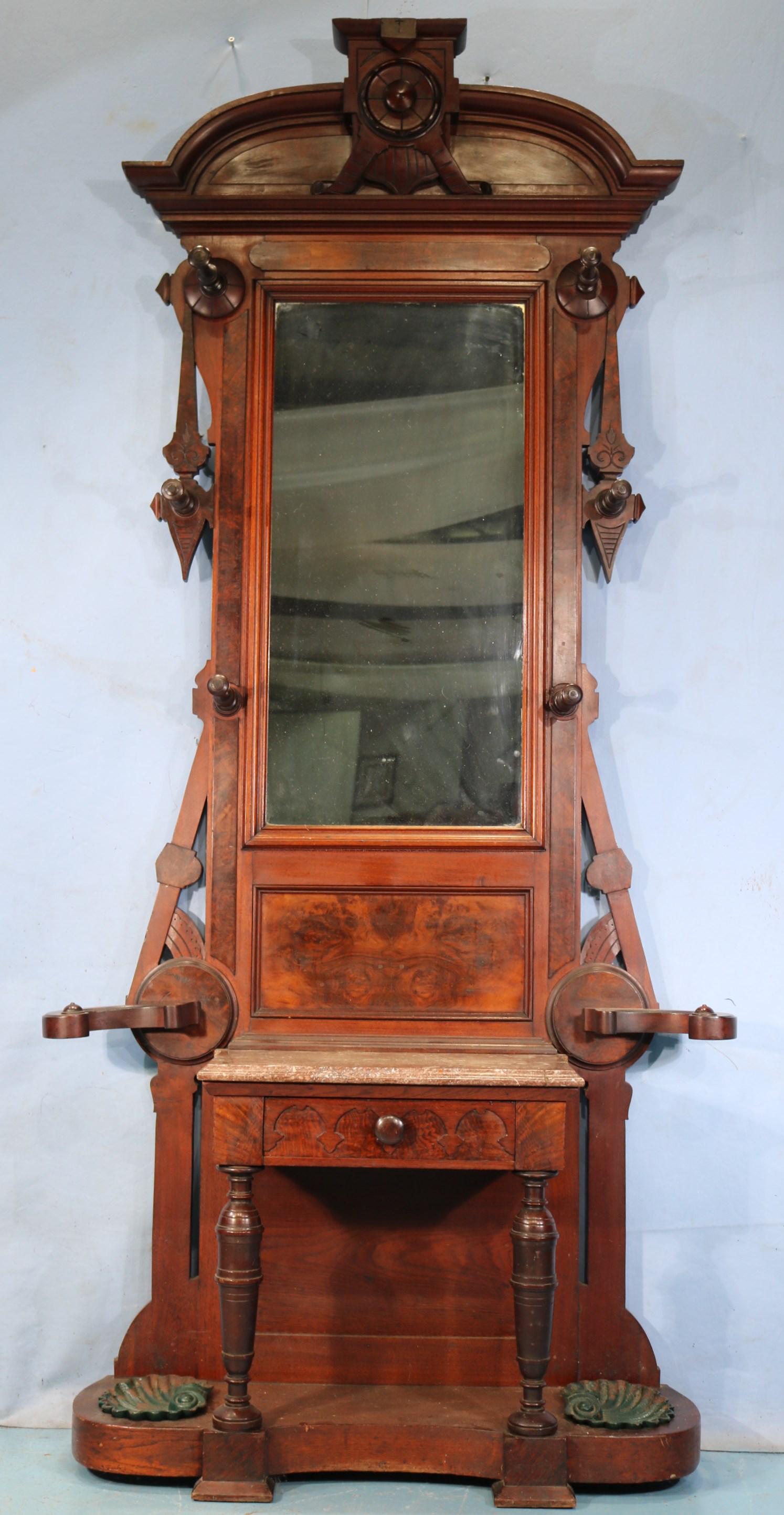 Walnut Victorian all tree, all original (1 of 8)