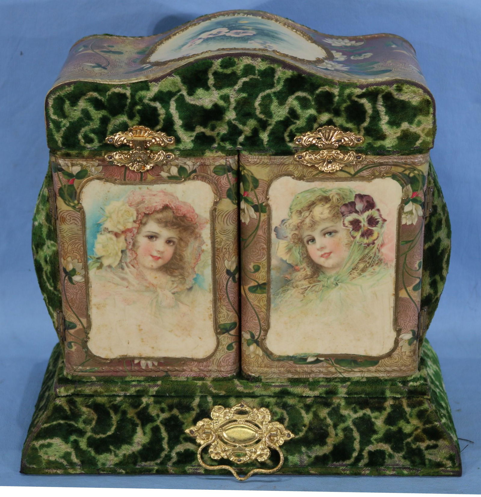 Dresser set in painted celluloid case, ca. 1920 (1 of 6)
