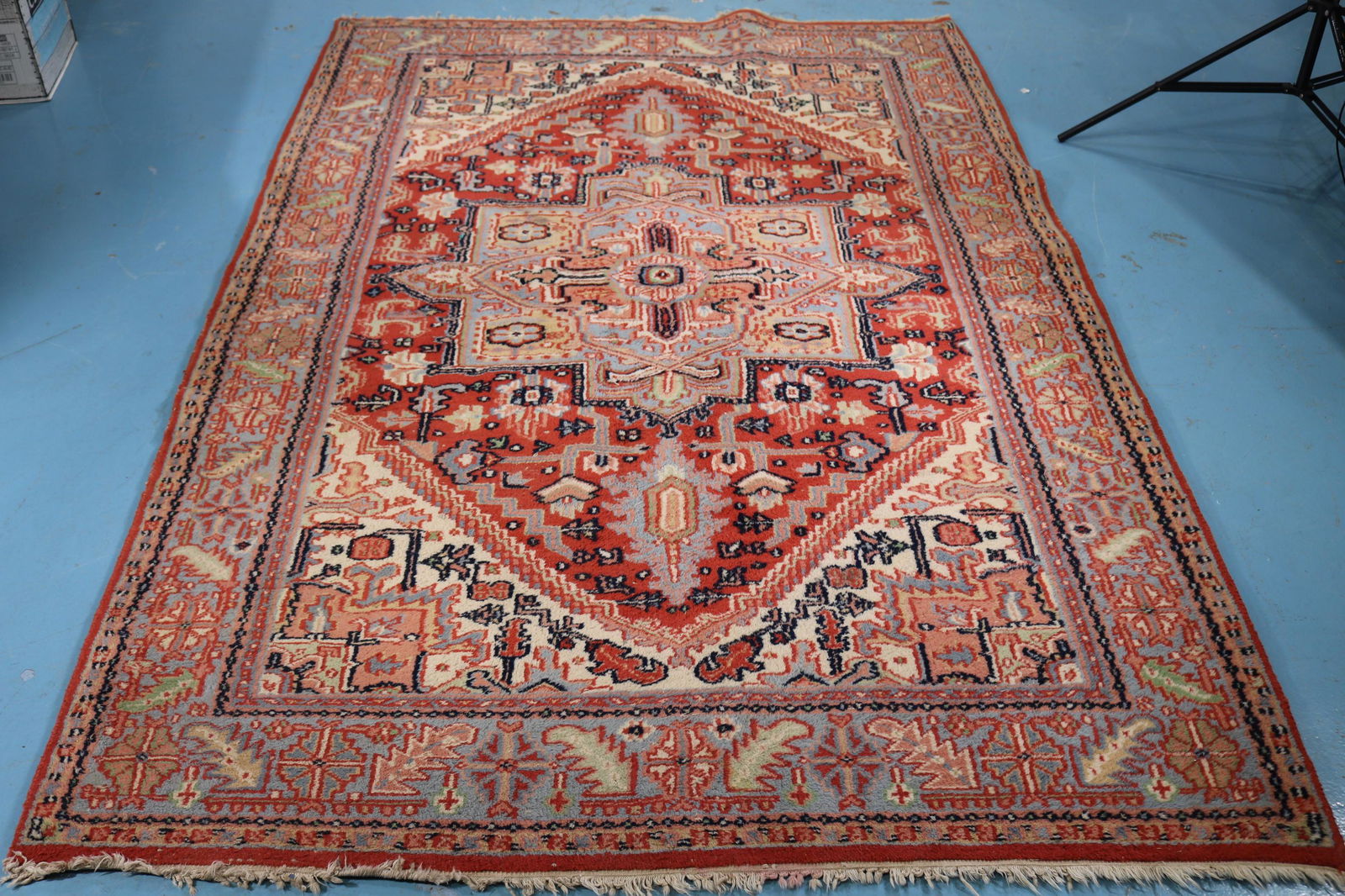 Hand knotted Persian rug, 5.5 Ft. x 8.7 ft. (1 of 4)