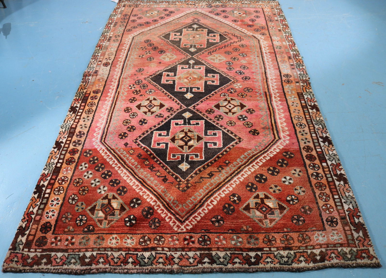 Handmade Persian rug, 5 ft. x 9.2 in. (1 of 4)