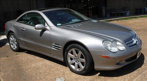 Mercedes 2003 SL 500 Sports Roadster, 94,000 miles: Mercedes Benz 2003 SL 500 Sports Roadster with 94,522 miles, no dents or scratches with like new interior