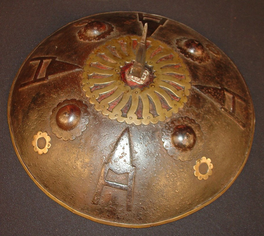 Dhal, the Indian Shield with spike in center and b: Dhal, the Indian Shield with spike in center and brass decorative sun burst, 15.5 in. round