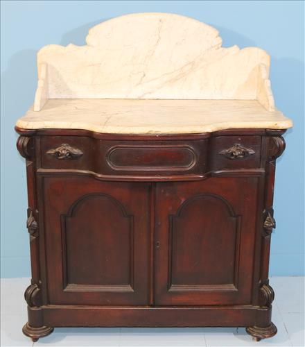 Victorian wash stand attrib. to Mitchell & Rammelsberg (1 of 5)