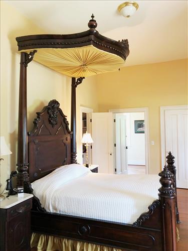 Rosewood Victorian half tester plantation bed, signed C. Lee from Natchez home (1 of 4)