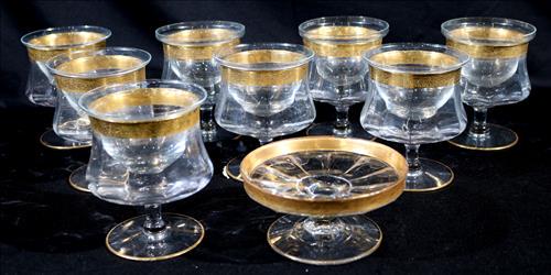8 gold rim crystal shrimp cocktail glasses with tray: 8 gold rim crystal shrimp cocktail glasses with matching tray, 5 in. T, 4 in. W.