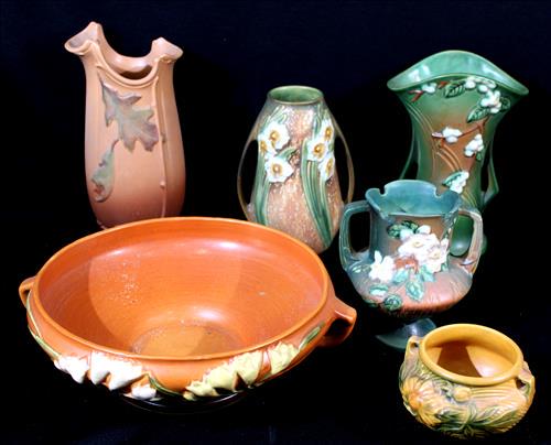 6 pcs. of old pottery, large Roseville bowl, 1 pc. Weller (1 of 4)