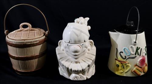 3 cookie jars, McCoy clown, bucket, coffee pot (1 of 4)