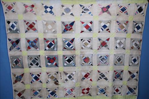 Old country quilt with thousand stitches, sack backing (1 of 4)
