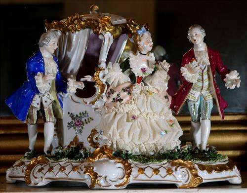 Very early Dresden centerpiece of French carriage (1 of 2)