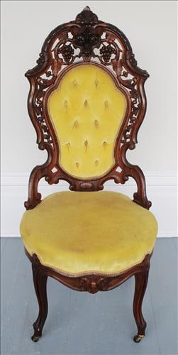 Meeks pierced carved parlor chair in Hawkins pattern (1 of 4)