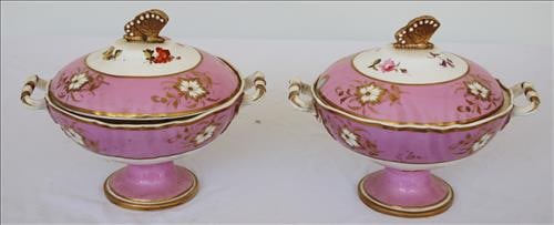 Pair of Old Paris covered soup tureens with spoon (1 of 5)