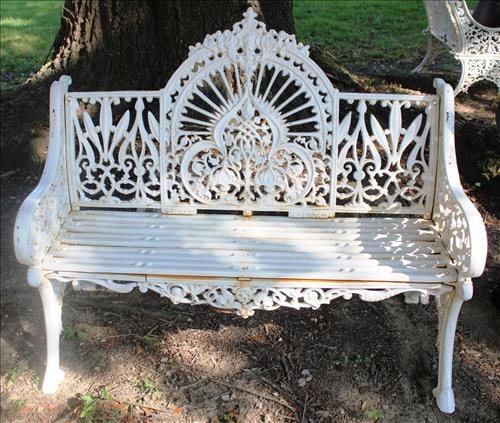 Heavy cast iron white yard bench with cast iron seat (1 of 3)