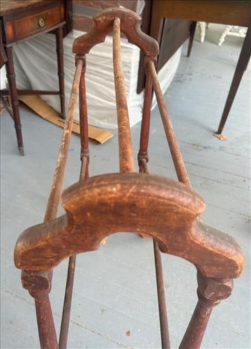 Primitive 5 bar handmade quilt rack, 32 in. T, 25 in. W, 9 in. D. (1 of 2)