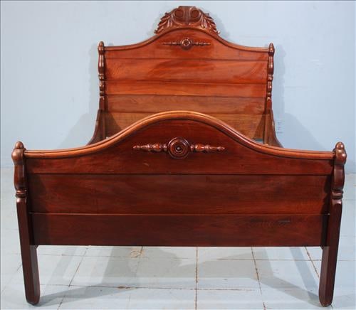 Walnut Victorian full size cottage bed, 52 in. T, 72 in. L, 51 in. W. (1 of 3)