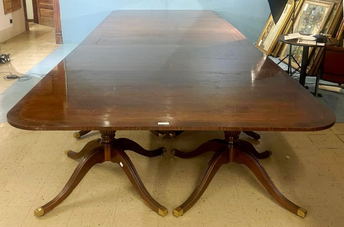 Extremely large Duncan Phyfe board or dining room table, 20 ft. L.: Extremely large Duncan Phyfe board or dining room table, 20 ft. L, 30 in. T, 7 ft. W.