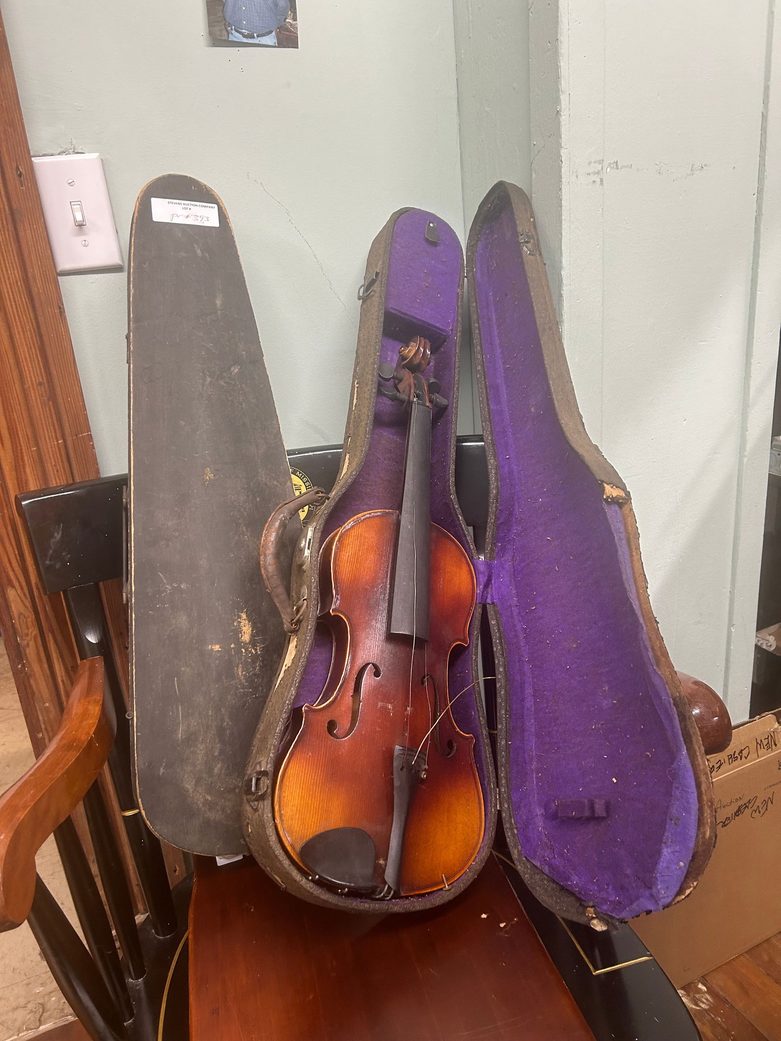 2 pc lot vintage violins (1 of 2)