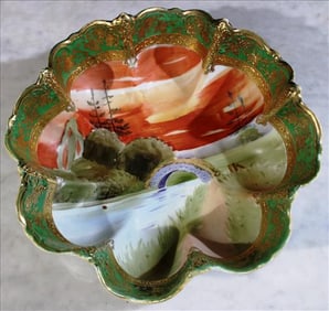 Hand painted Nippon bowl with scalloped top and gold paint