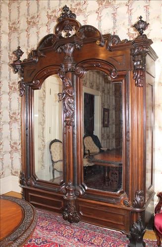 Solid rosewood heavily carved wardrobe with full figure women (1 of 17)