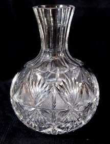 Brilliant zipper cut glass carafe, 8 in. T, 6 in. R.