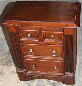 Early walnut Victorian salesman sample 4 drawer chest