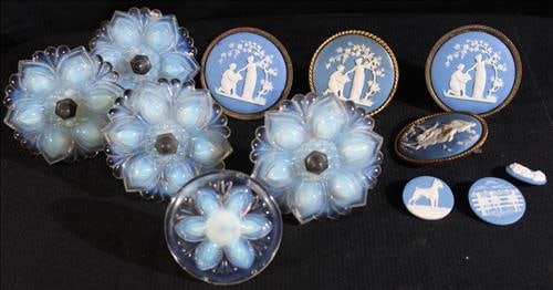 10 Victorian tie backs in wedgwood blue glass