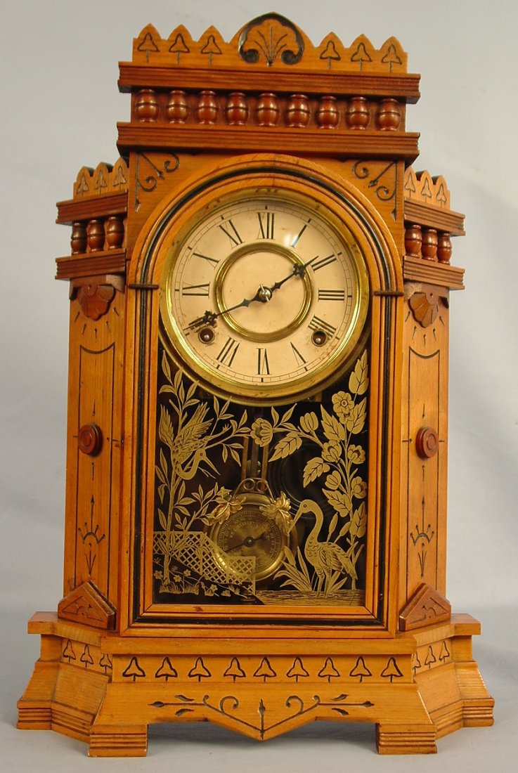 Gilbert Altai Clock, 14im. T, 14in. W, excellent co: Gilbert Altai Clock, 14im. T, 14in. W, excellent condition