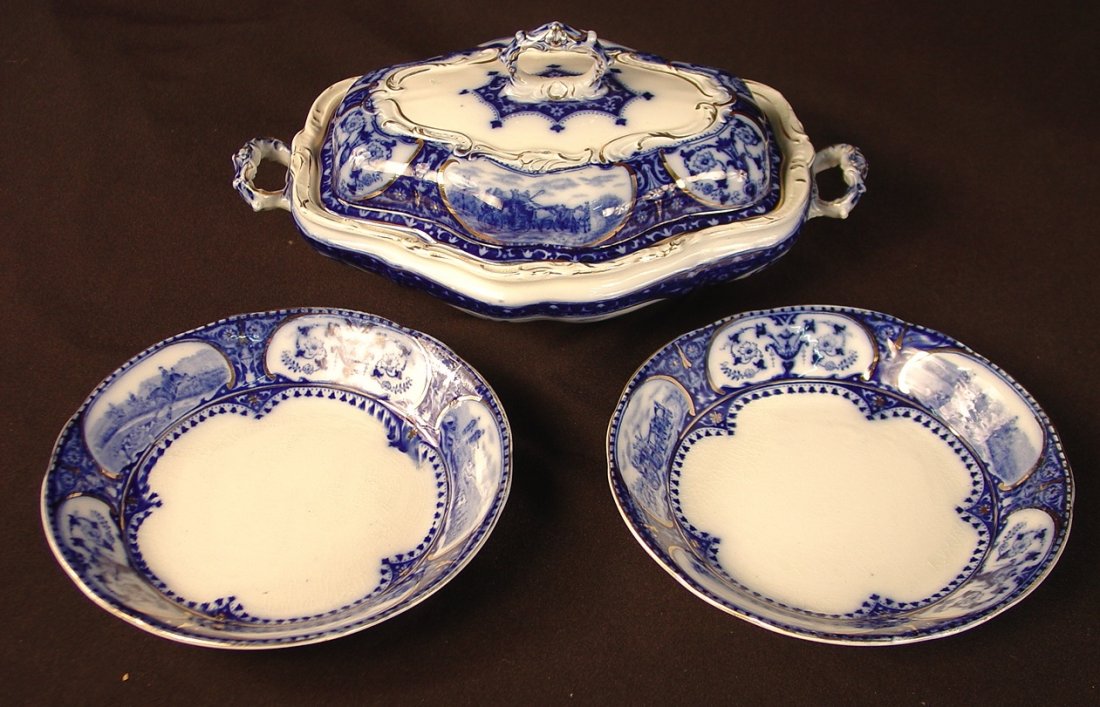 Leicester England, flow Blue Vegetable Dish and 2 m: Leicester England, flow Blue Vegetable Dish and 2 matching plates