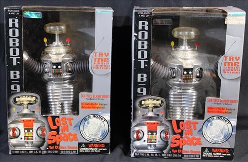 Robot, Lost in Space, in original box, 11 in. T.: Robot, Lost in Space, in original box, 11 in. T.