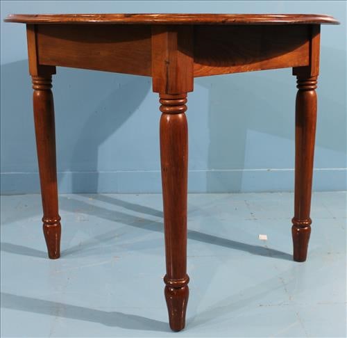 Victorian Tavern or Pub Table (1 of 3)